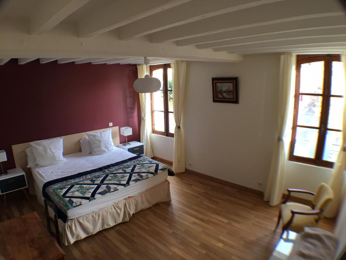 La Maison D'A Cote Saint-Amand-en-Puisaye Luaran gambar