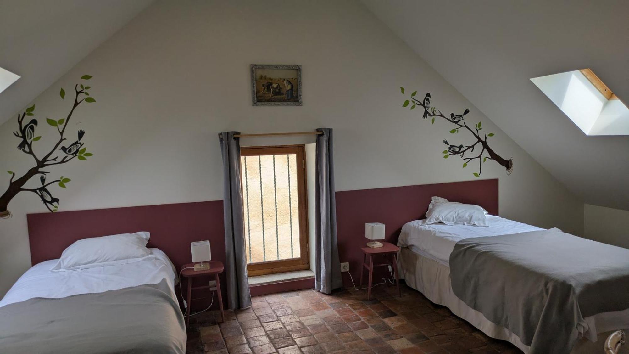 La Maison D'A Cote Saint-Amand-en-Puisaye Luaran gambar
