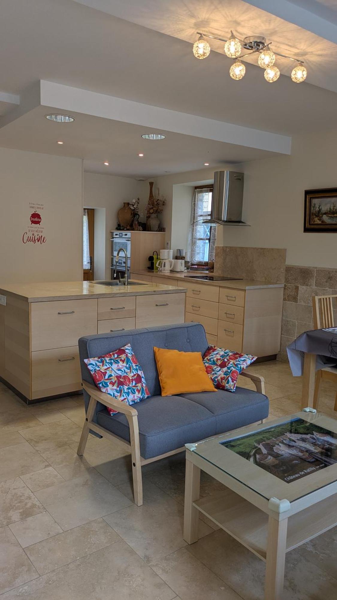 La Maison D'A Cote Saint-Amand-en-Puisaye Bilik gambar